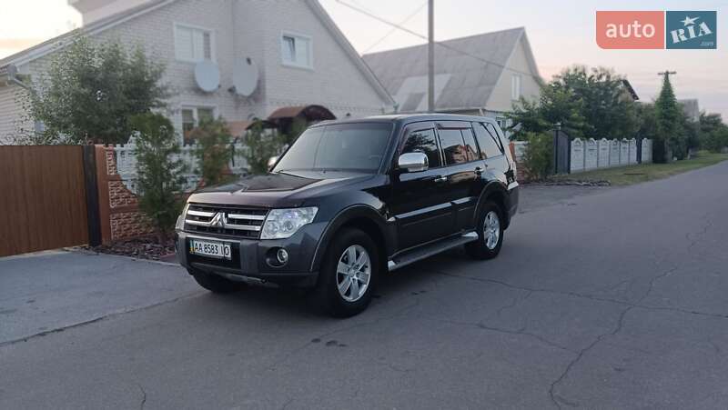 Mitsubishi Pajero (2007)