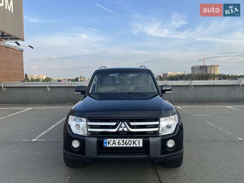 Mitsubishi Pajero (2007)