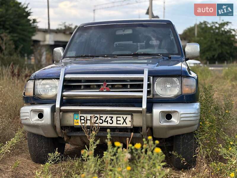 Mitsubishi Pajero (1998)