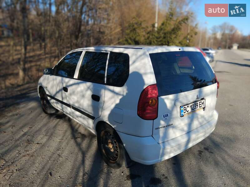 Mitsubishi Space star (2004)