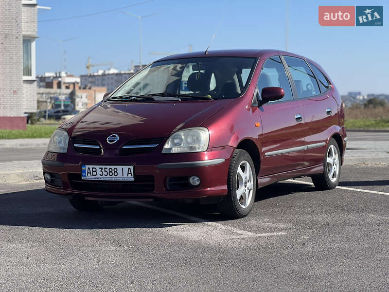 Nissan Almera (2006)