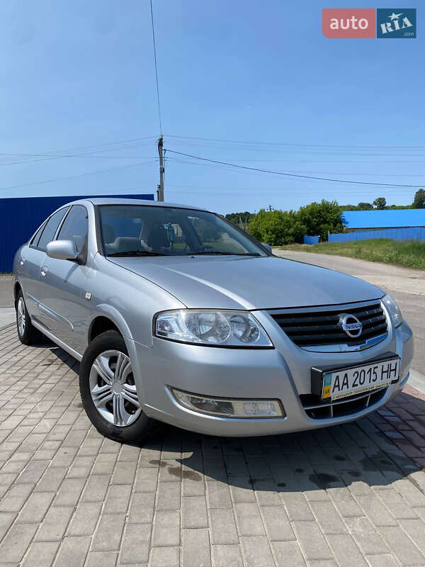 Nissan Almera (2012)