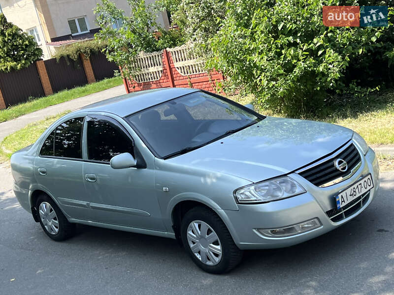 Nissan Almera (2007)