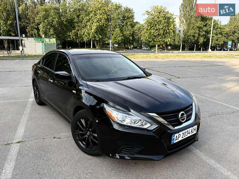 Nissan Altima (2016)