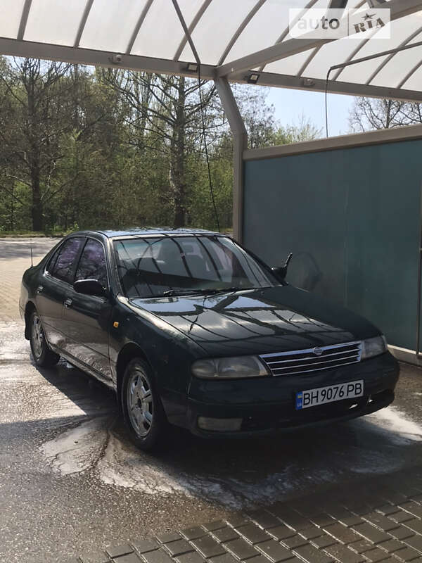 Nissan Bluebird (1996)