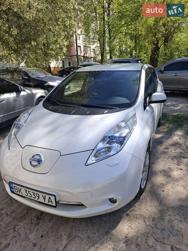 Nissan Leaf (2014)