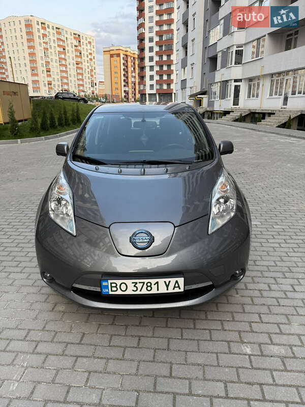 Nissan Leaf (2015)