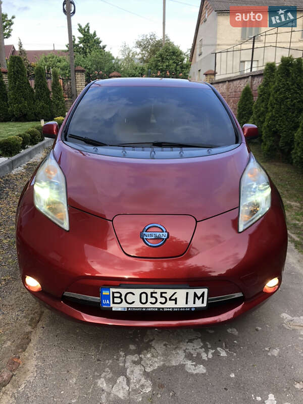 Nissan Leaf (2011)