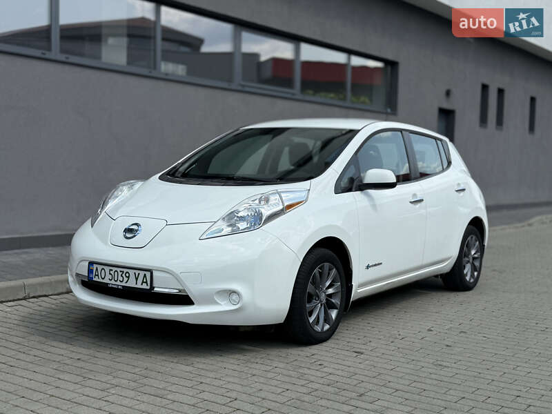Nissan Leaf (2013)