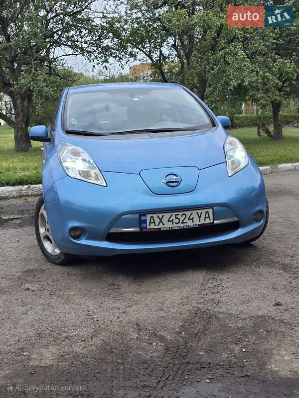 Nissan Leaf (2012)