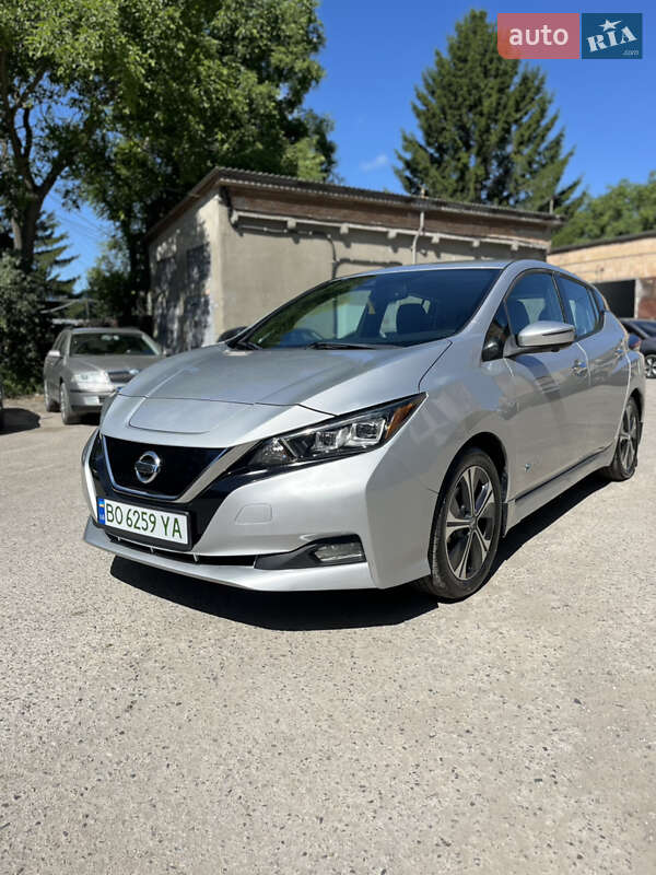 Nissan Leaf (2018)