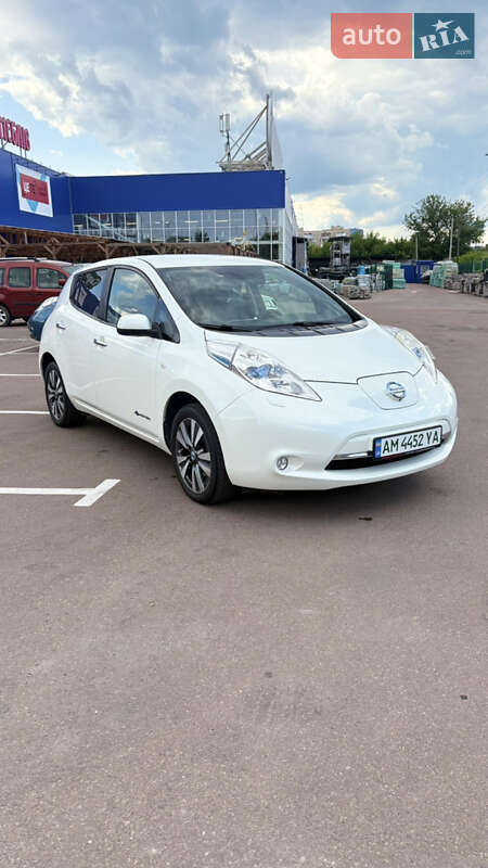 Nissan Leaf (2014)