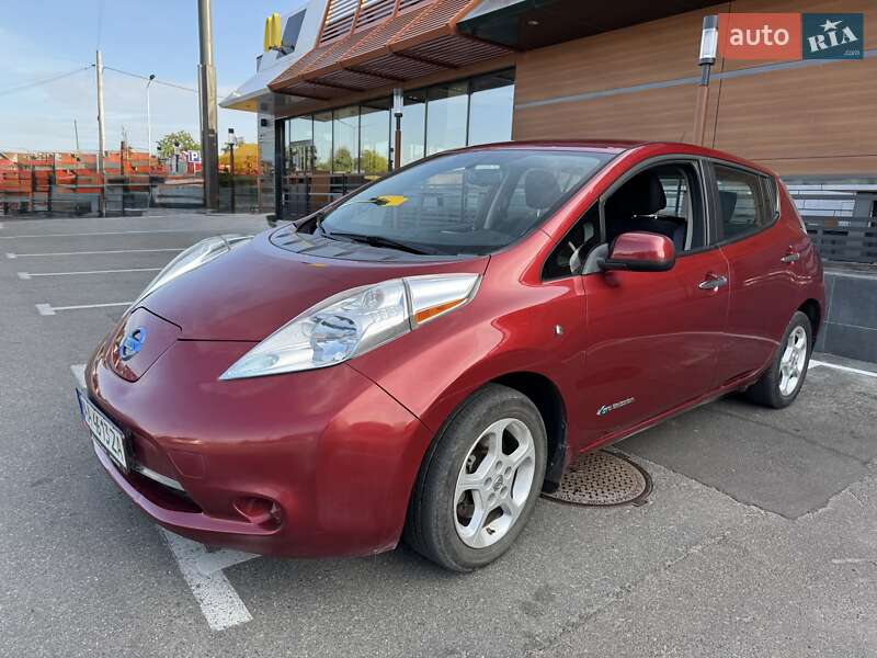Nissan Leaf (2014)