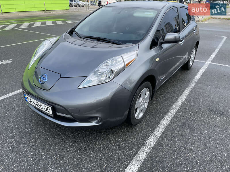Nissan Leaf (2015)