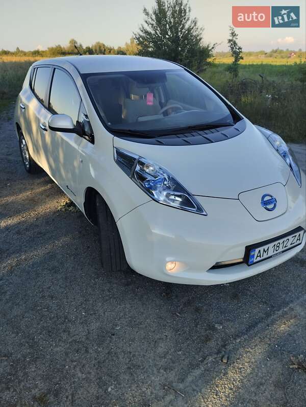 Nissan Leaf (2011)