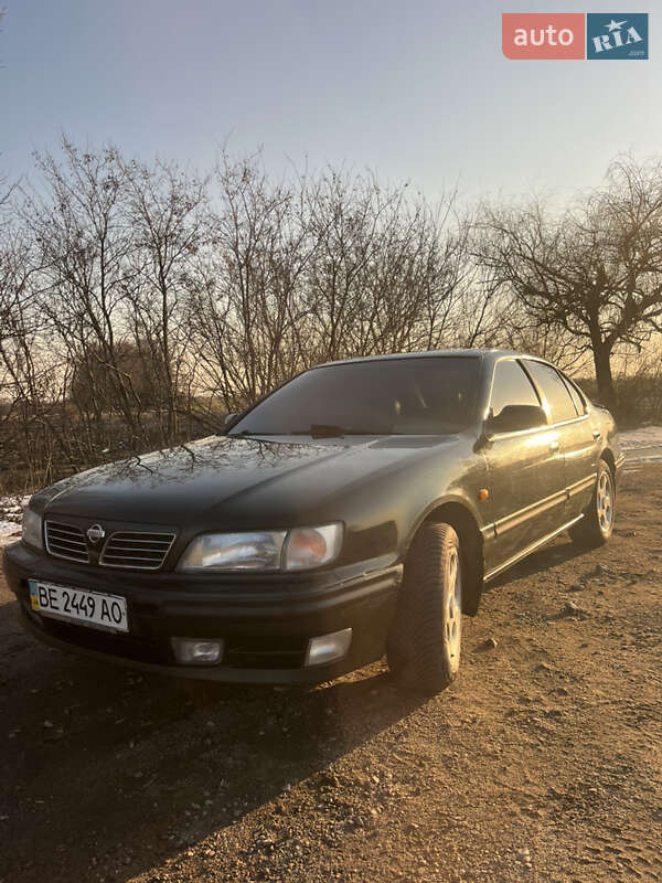 Nissan Maxima (1996)
