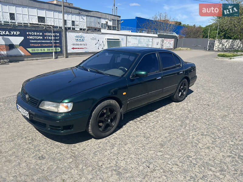Nissan Maxima (1996)