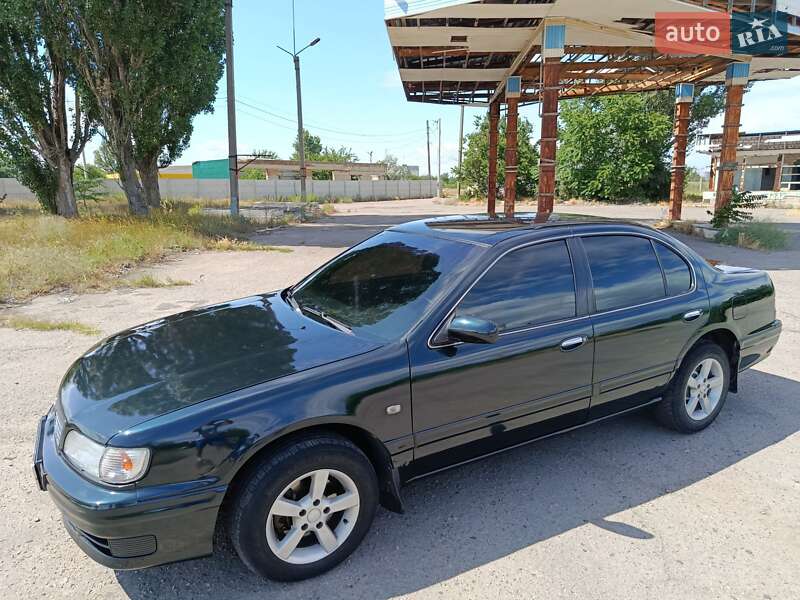 Nissan Maxima (1995)
