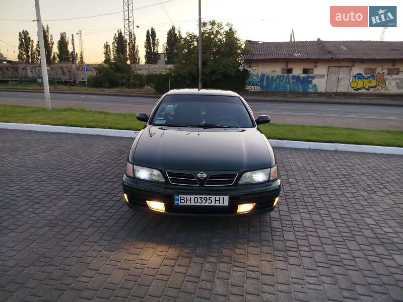 Nissan Maxima (1998)