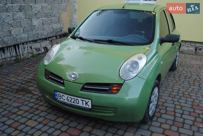 Nissan Micra (2003)
