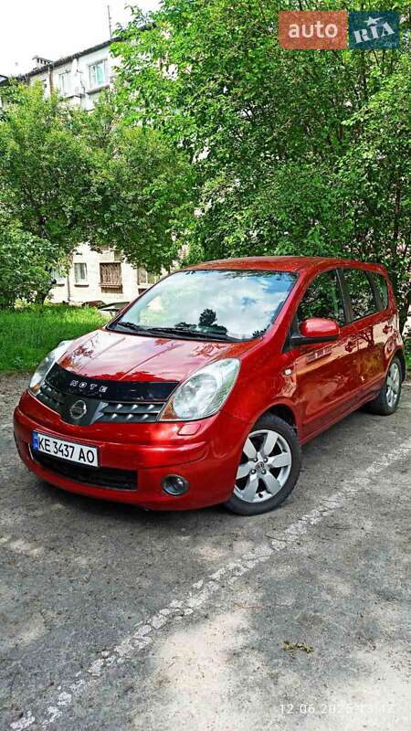 Nissan Note (2008)