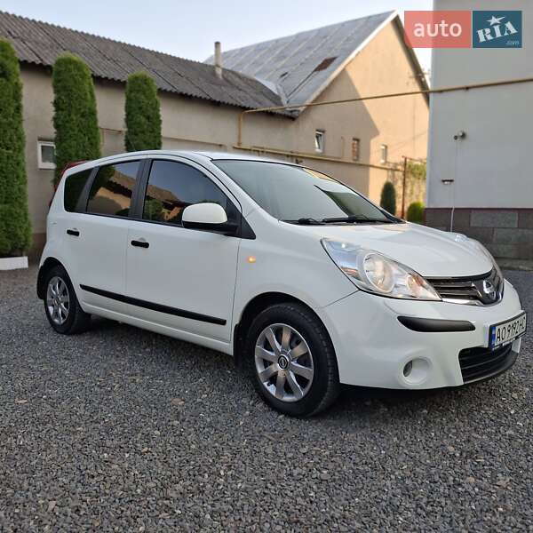 Nissan Note (2011)