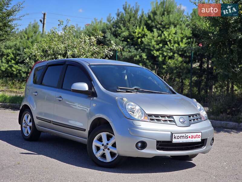 Nissan Note (2008)