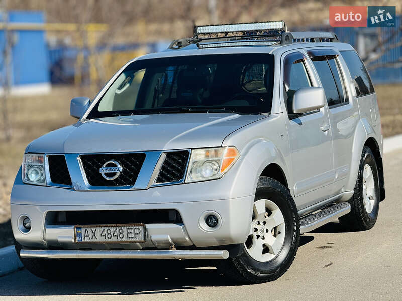 Nissan Pathfinder (2006)
