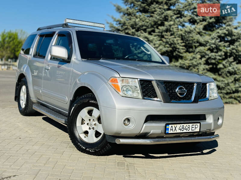 Nissan Pathfinder (2006)