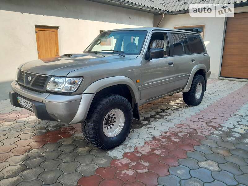 Nissan Patrol (2000)