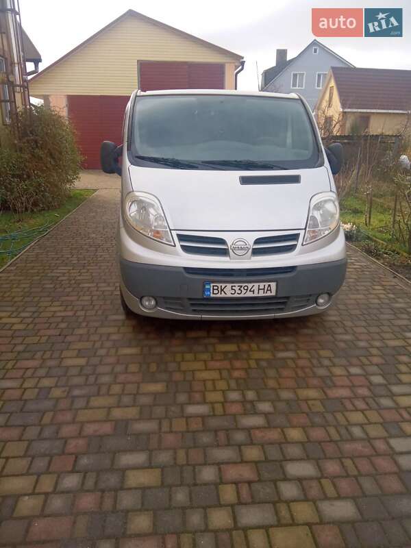 Nissan Primastar (2010)