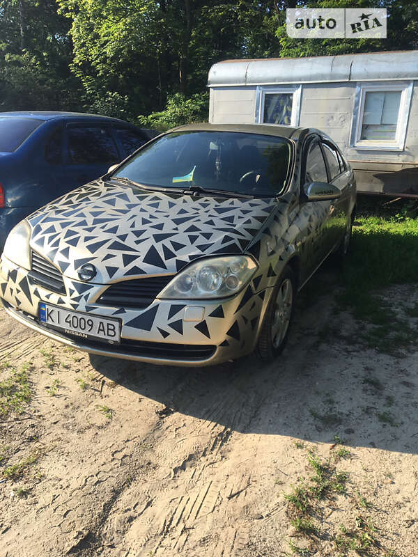 Nissan Primera (2003)