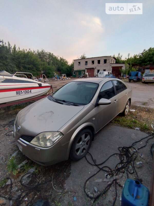 Nissan Primera (2002)