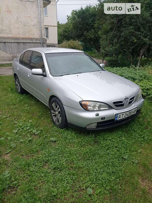 Nissan Primera (2000)