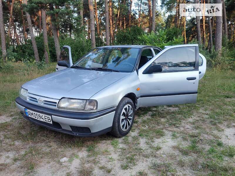 Nissan Primera (1990)