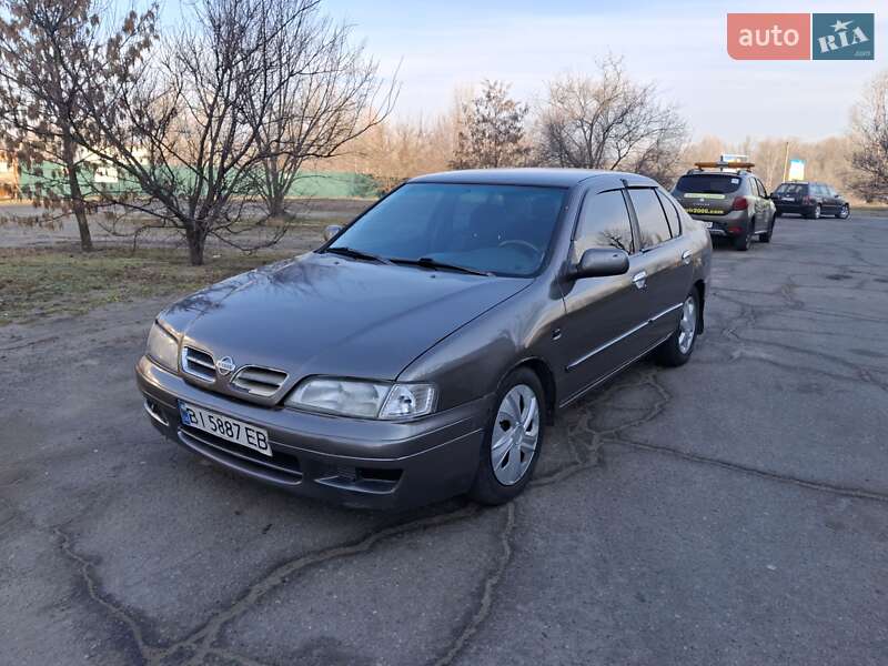 Nissan Primera (1998)