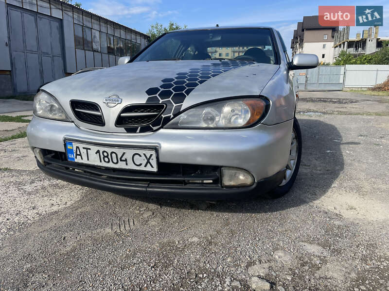Nissan Primera (2001)