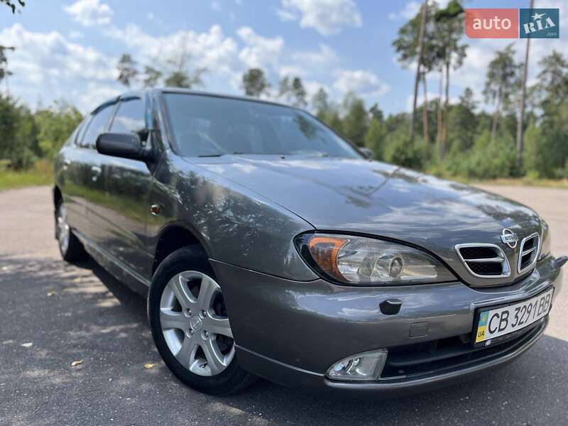 Nissan Primera (2000)