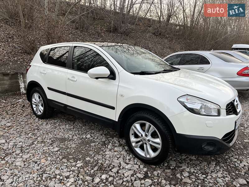 Nissan Qashqai (2012)