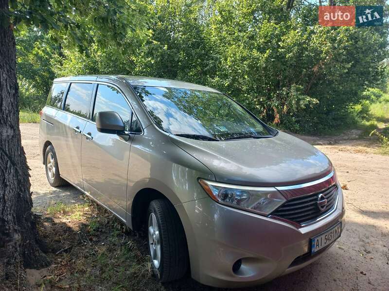 Nissan Quest (2012)