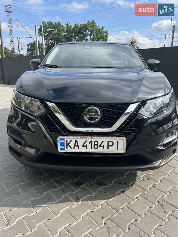 Nissan Rogue sport (2021)