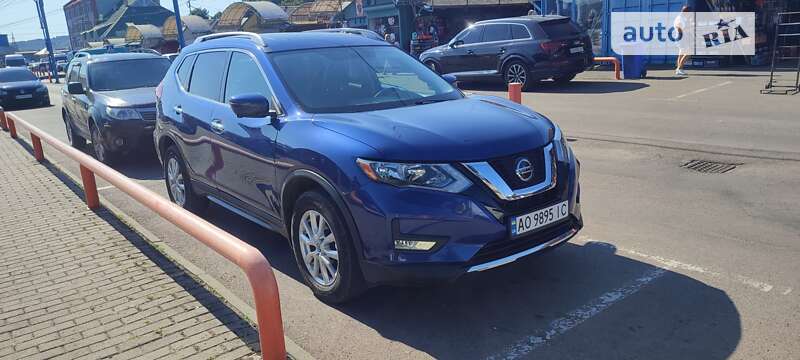Nissan Rogue (2018)