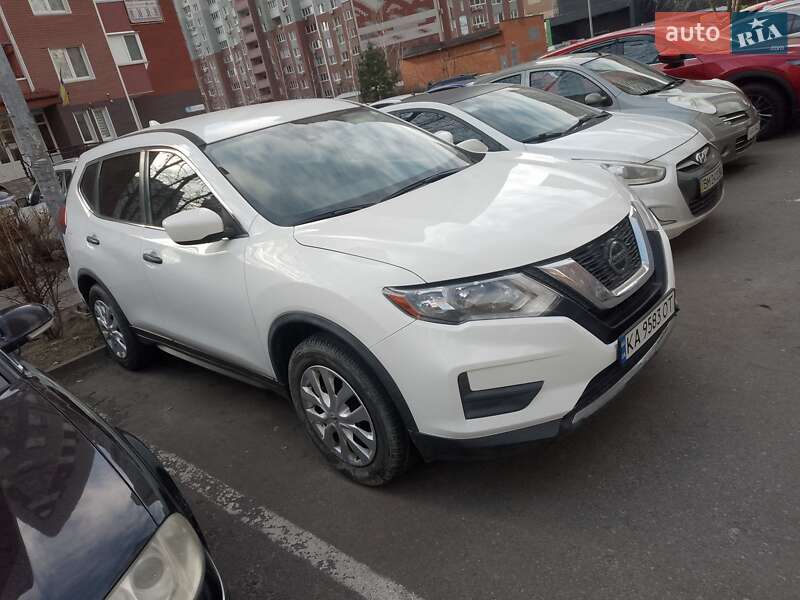 Nissan Rogue (2019)