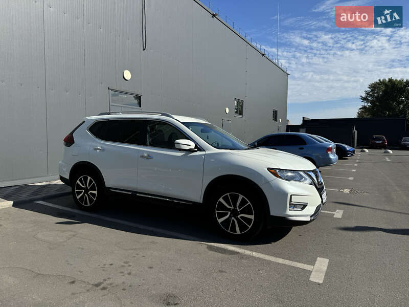 Nissan Rogue (2019)