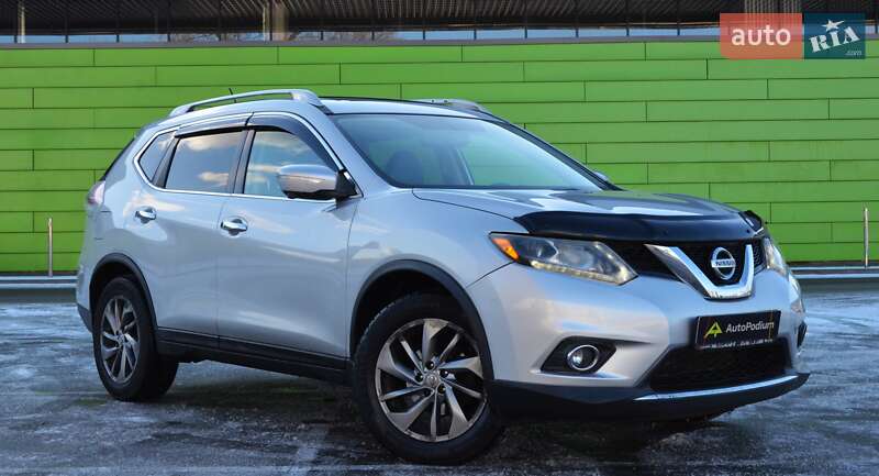 Nissan Rogue (2015)