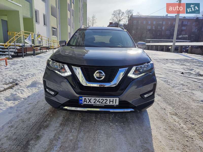 Nissan Rogue (2018)
