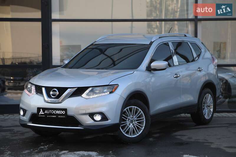 Nissan Rogue (2016)