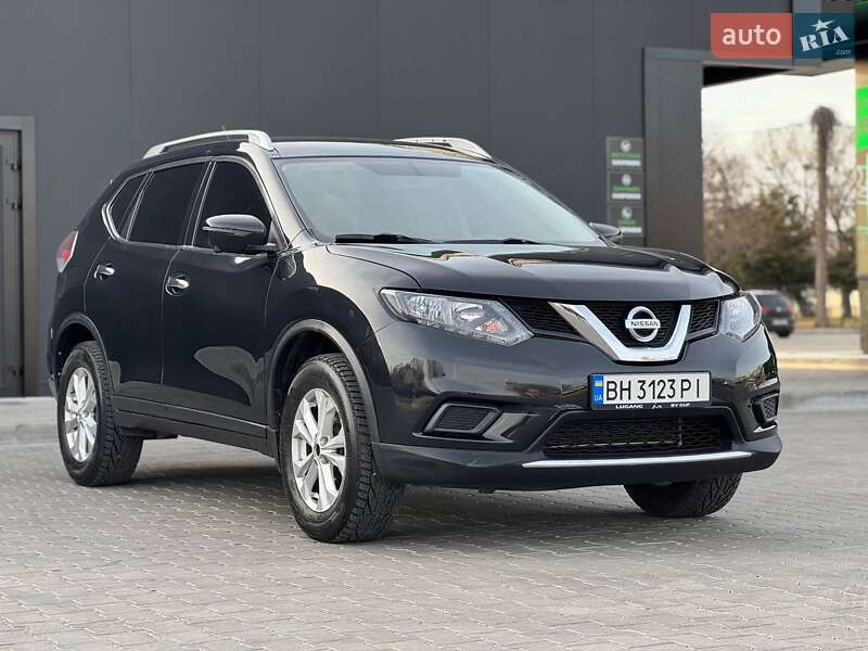 Nissan Rogue (2016)