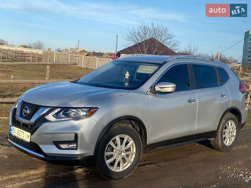 Nissan Rogue (2016)
