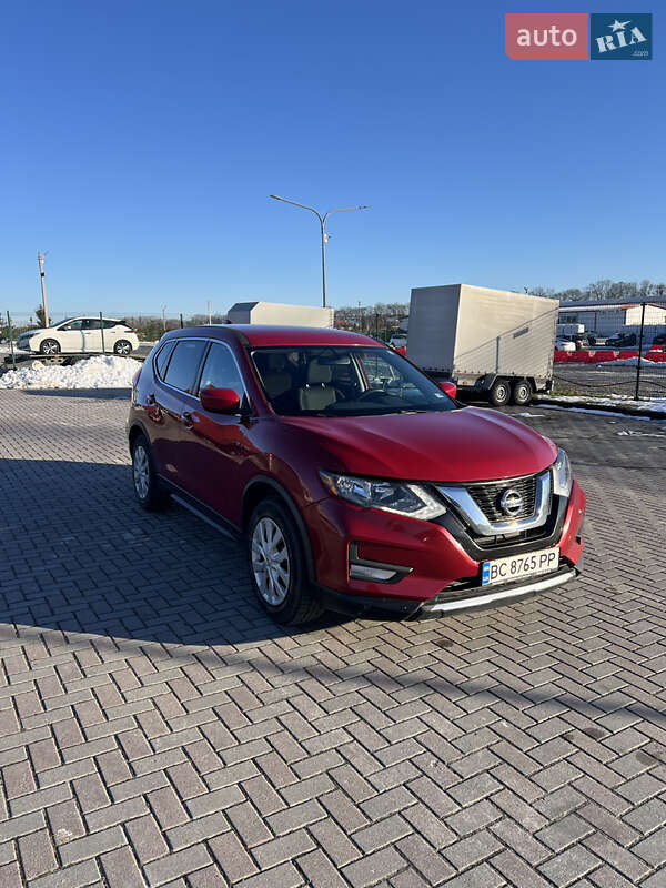 Nissan Rogue (2016)